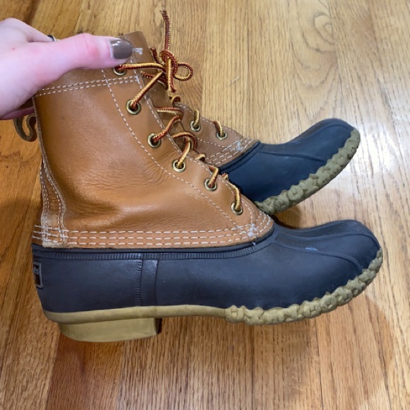 L.L. Bean Women’s Bean Boots 8” - Picture 4 of 6